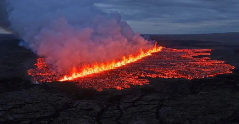 Виверження вулкана в Ісландії: загроз для людей і міст немає, але активність триває